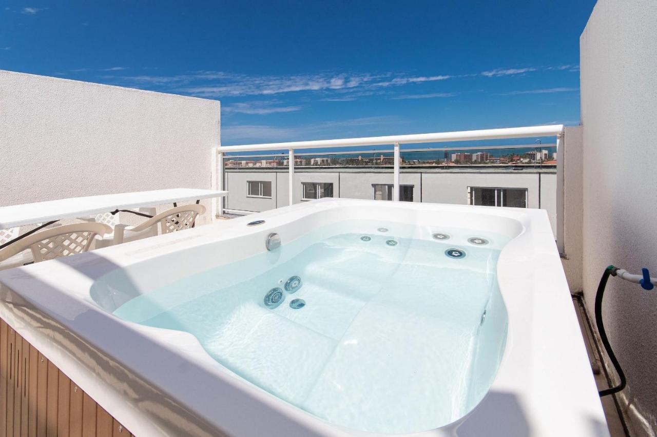 Beach Townhouses #C07 - Com Jacuzzi Por Carpediem アキラス エクステリア 写真